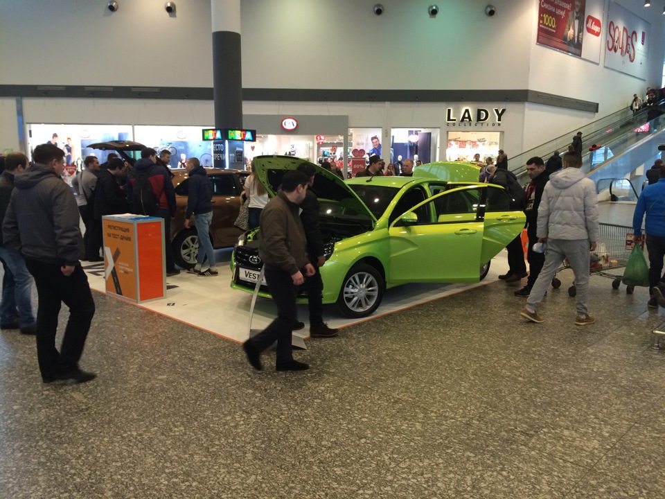 Фото в бортжурнале Lada Калина Универсал (2G)