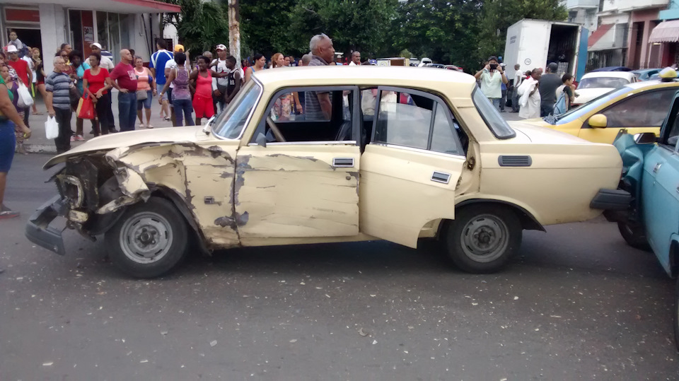 Фото в бортжурнале Москвич 2140 SL