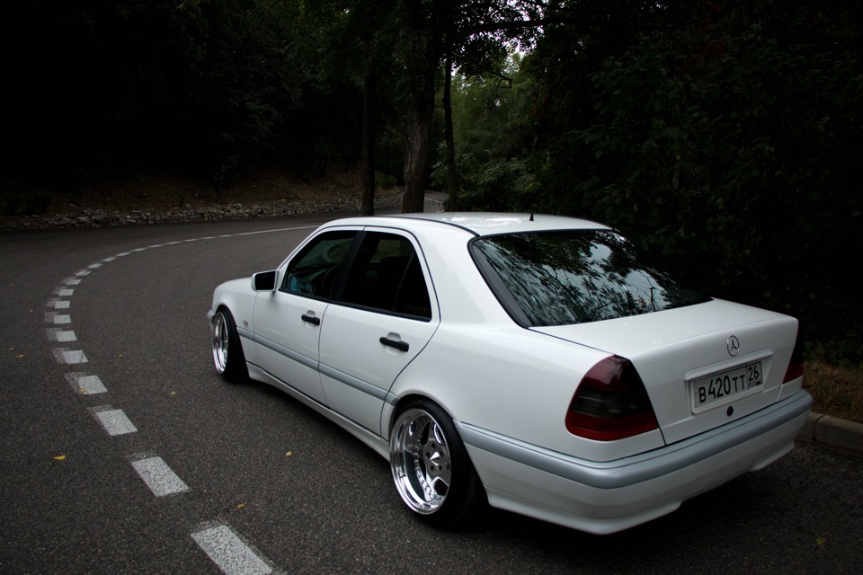 Фото в бортжурнале Mercedes-Benz C-Class (W202)
