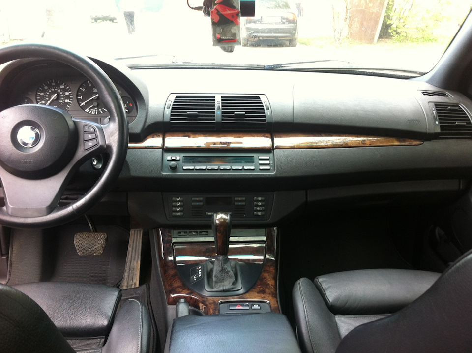 Фото в бортжурнале BMW X5 (E53)