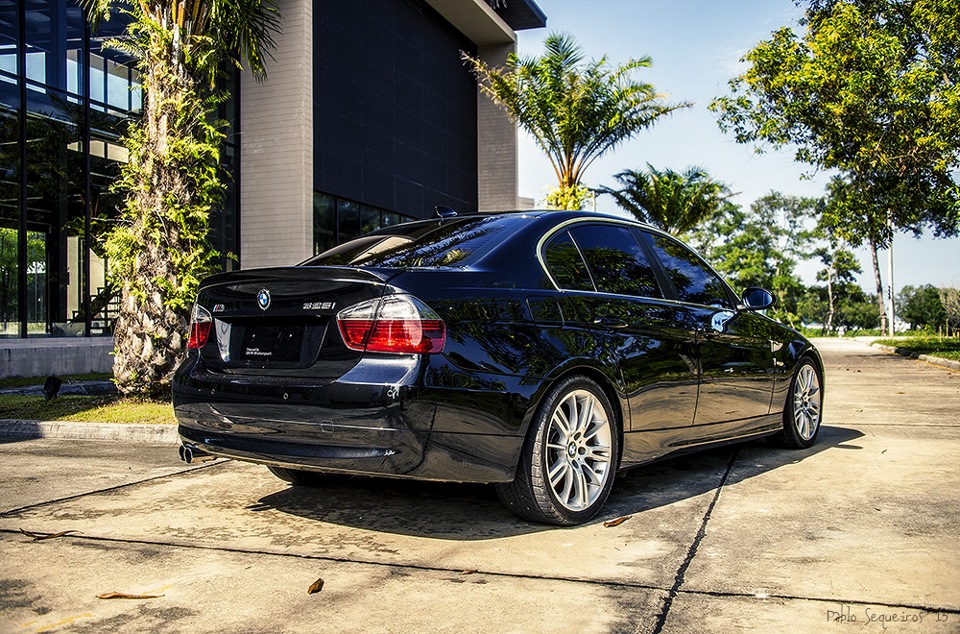 BMW 325i — BMW 3 series (E90)