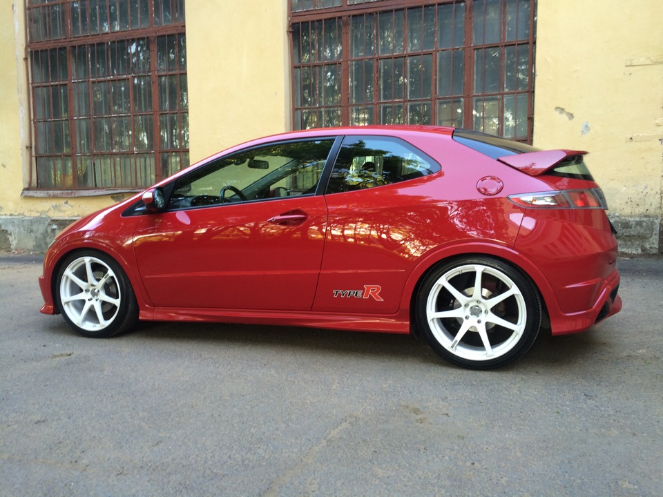 Фото в бортжурнале Honda Civic Type R (3G)