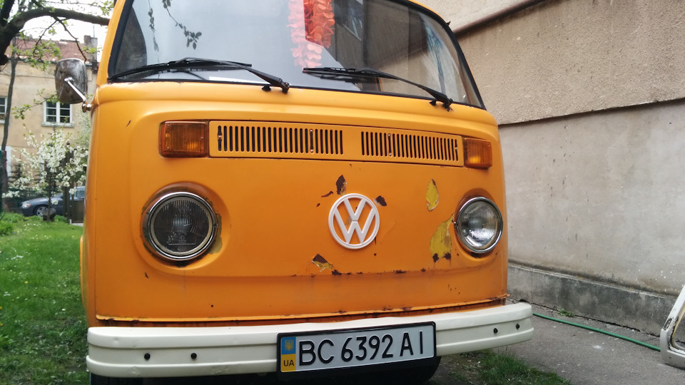 Volkswagen Transporter T2b "Тед"