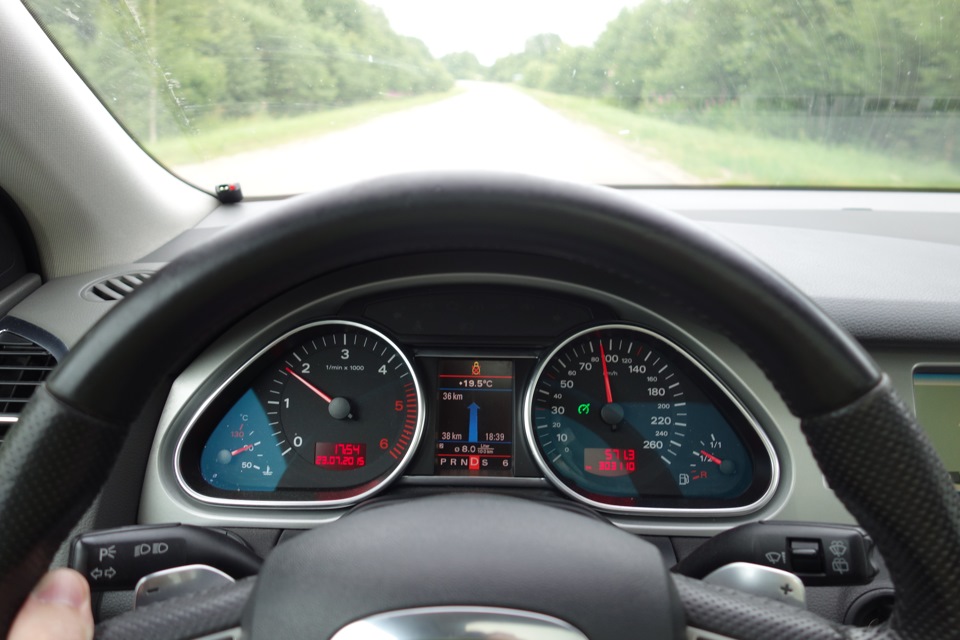 Фото в бортжурнале Audi Q7 (1G)