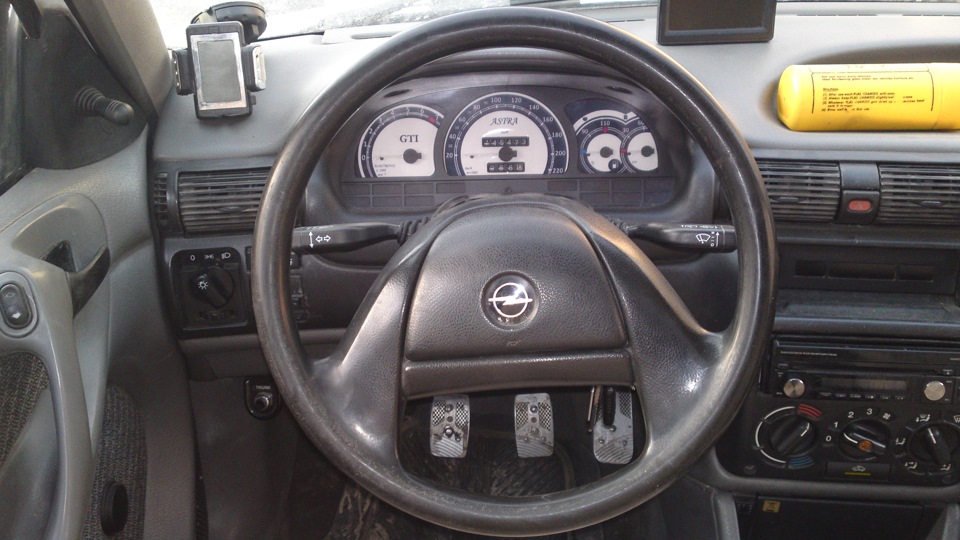 Photo from the logbook Opel Astra F