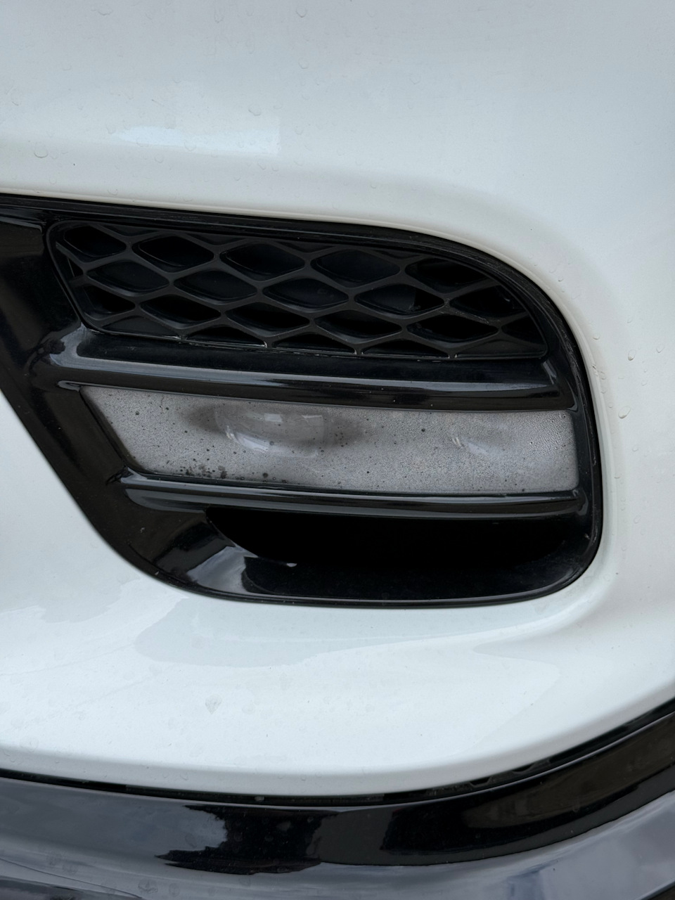 Приболела ПТФ — Jeep Grand Cherokee SRT-8 (WK2)
