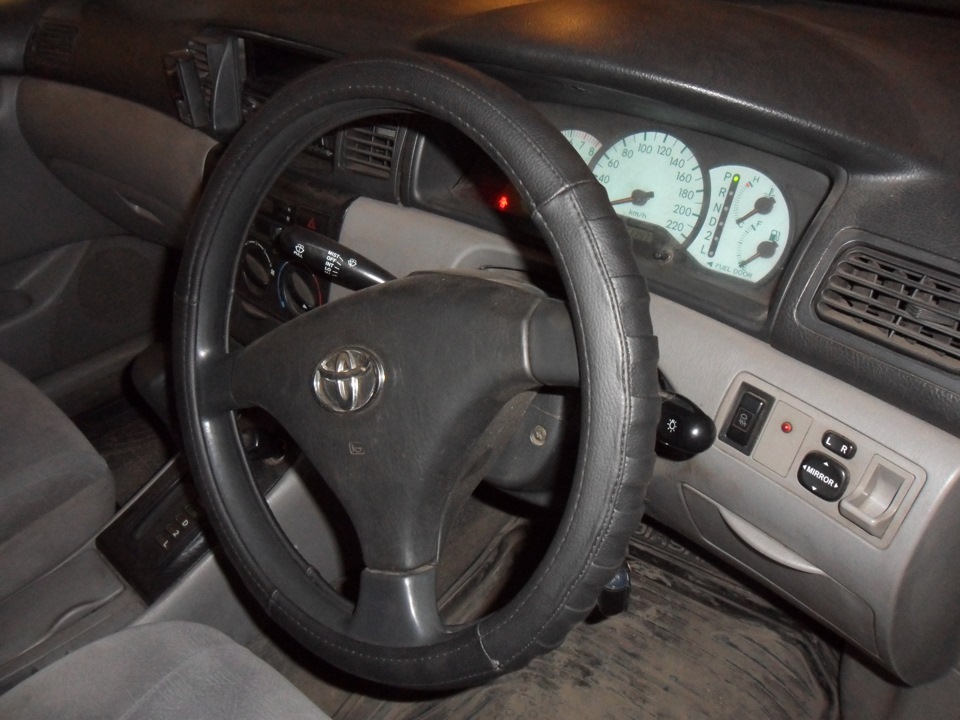 Новая оплётка руля — Toyota Corolla (120)