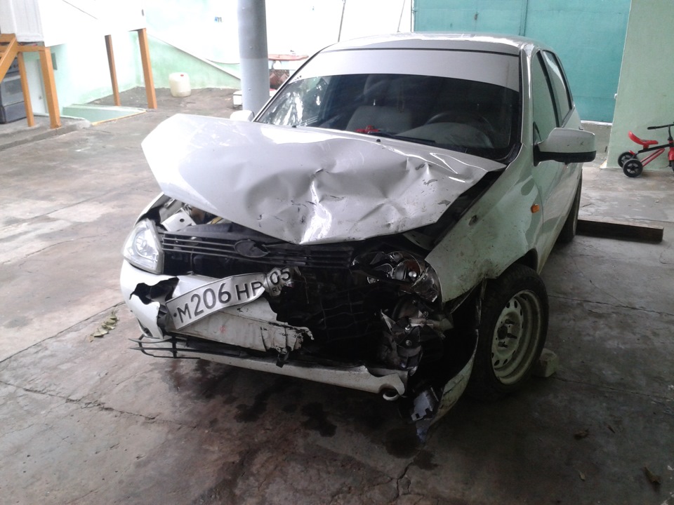 2 — Lada Калина Хэтчбек (1G)
