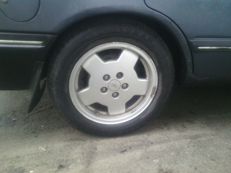 Мечта любого Скорписта — Ford Scorpio I