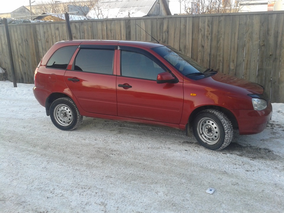 такая пошла на продажу — Lada Калина Универсал (1G)