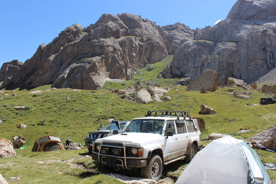 Photo from the logbook Nissan Patrol GR I (Y60)
