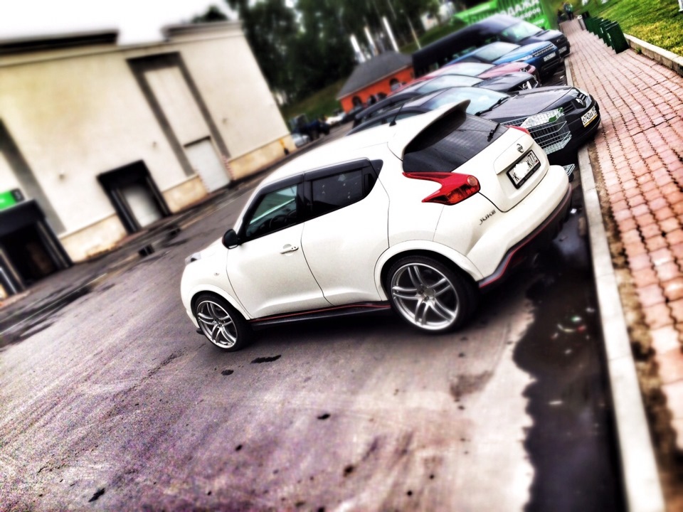 Фото в бортжурнале Nissan Juke (1G)