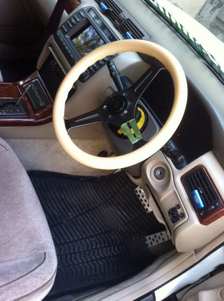 Фото в бортжурнале Toyota Crown Majesta (S170)