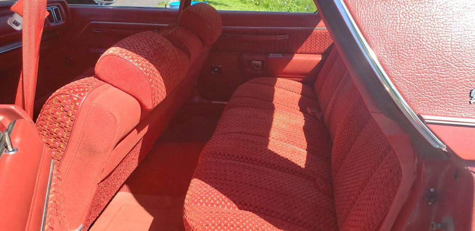 Фото в бортжурнале Chrysler Newport (6G)