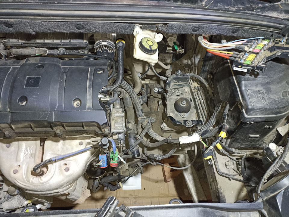 Фото в бортжурнале Citroen C4 (2G)