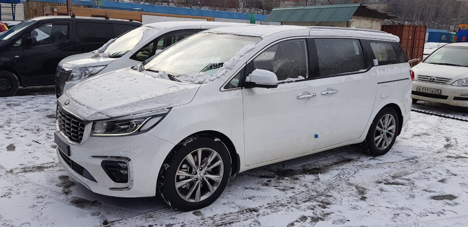 Фото в бортжурнале KIA Carnival (3G)