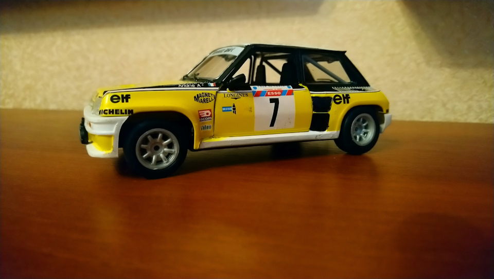 Renault R5 Turbo - HELLER 1/24