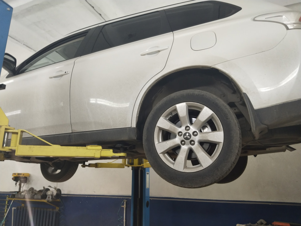 Фото в бортжурнале Mitsubishi Outlander (3G)