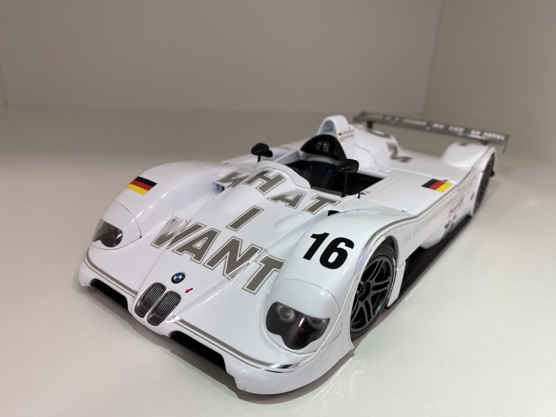 BMW V12 LMR Art Car масштаб 1/18 — Сообщество «Масштабные Модели