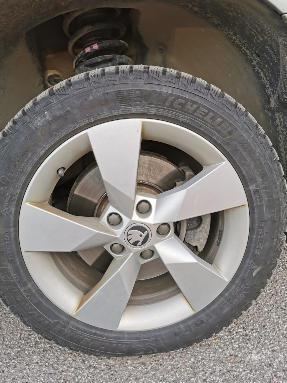 Передние 312 мм на 57 мм поршне. — Skoda Yeti