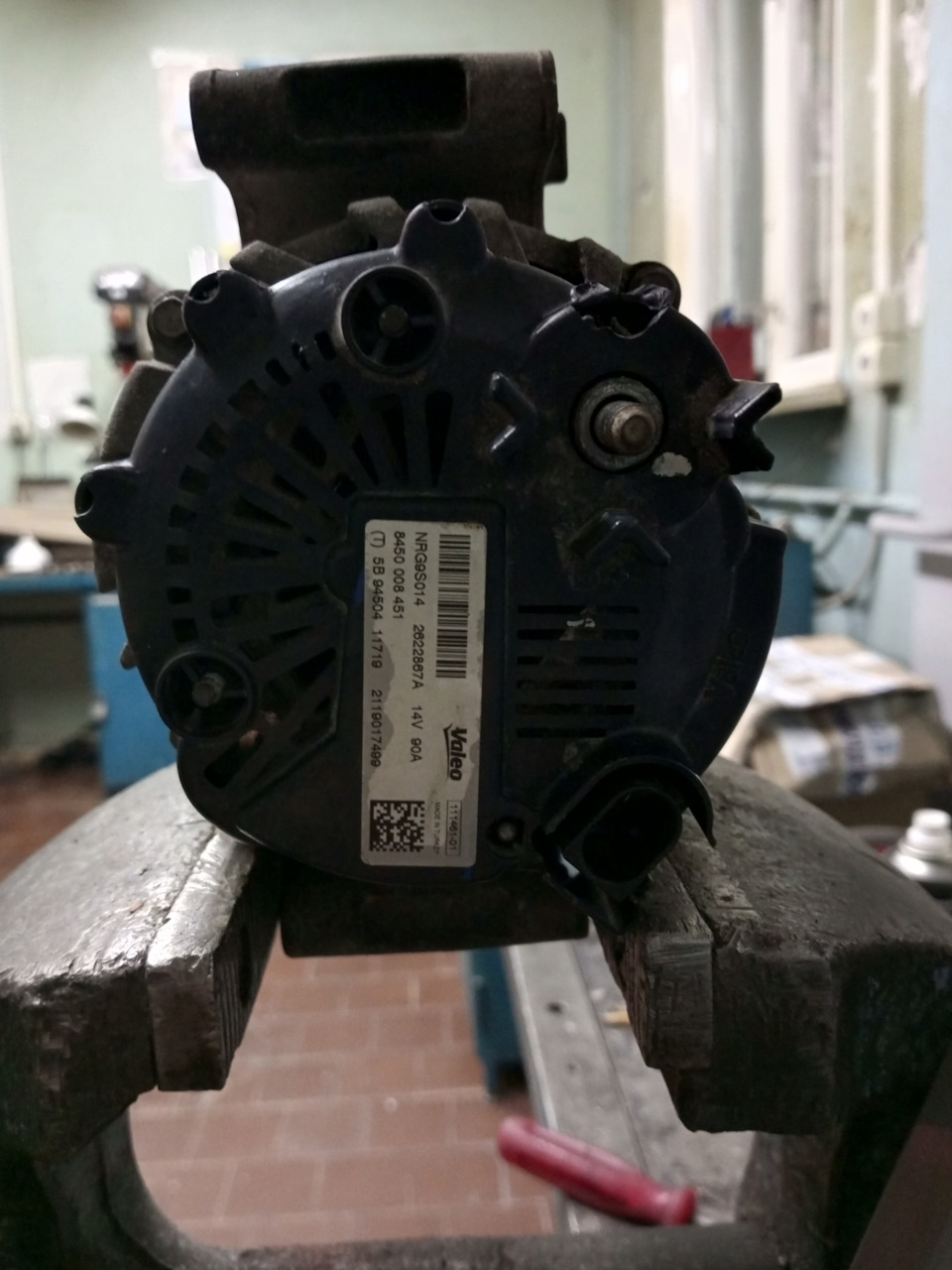 Фото в бортжурнале Lada XRAY. Запчасти на фото: NRG9S014, 8450008451