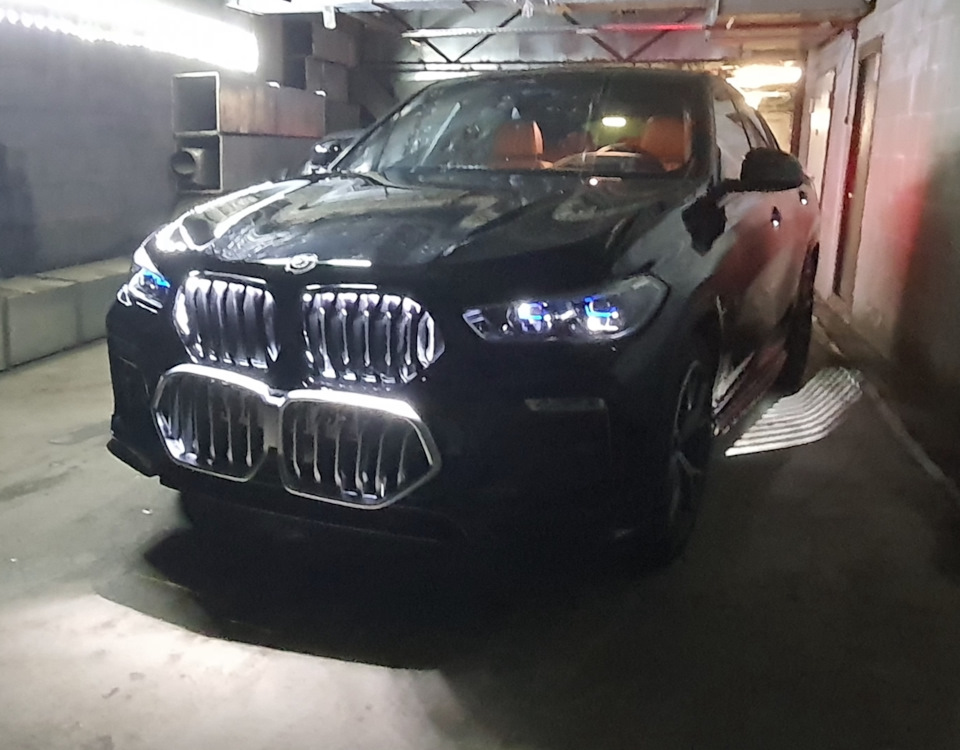 Фото в бортжурнале BMW X6 (G06)