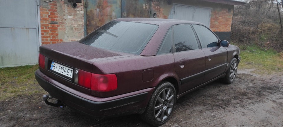 Фото в бортжурнале Audi 100 (C4). Запчасти на фото: 7104ET