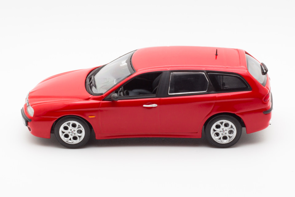 2001 Alfa Romeo 156 Sportwagon 1:43 Minichamps — Сообщество
