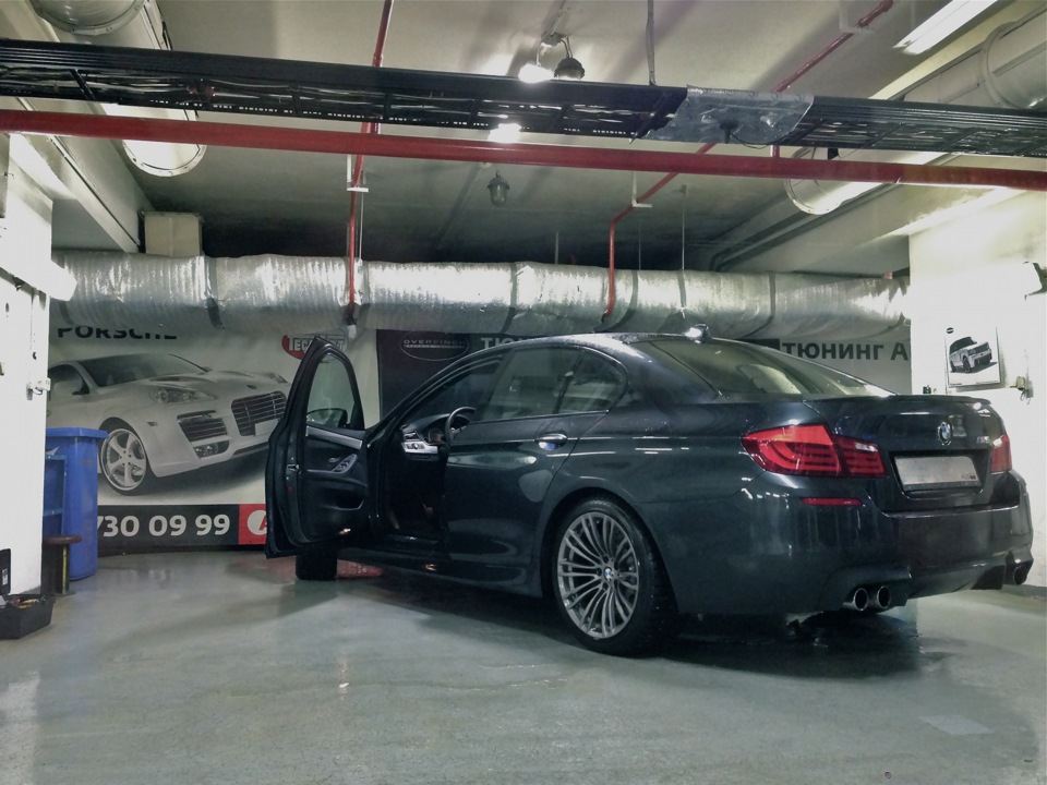 Фото в бортжурнале BMW M5 (F10)