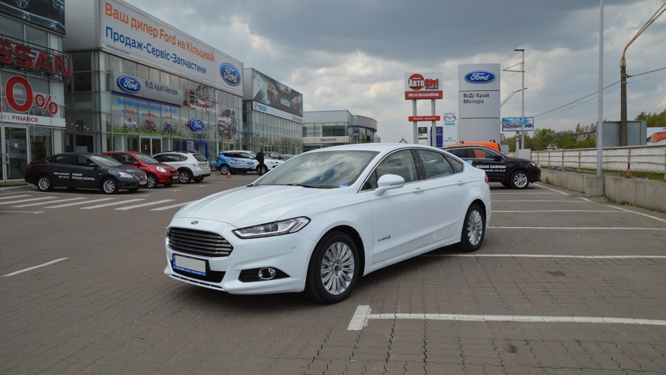 Ford Mondeo Hybrid 2.0 HEV 187 л.с.