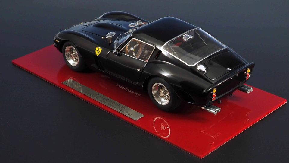 Ferrari 250 GTO, 1962/64 (1/18 CMC #M-259 Christmas Edition L.E.