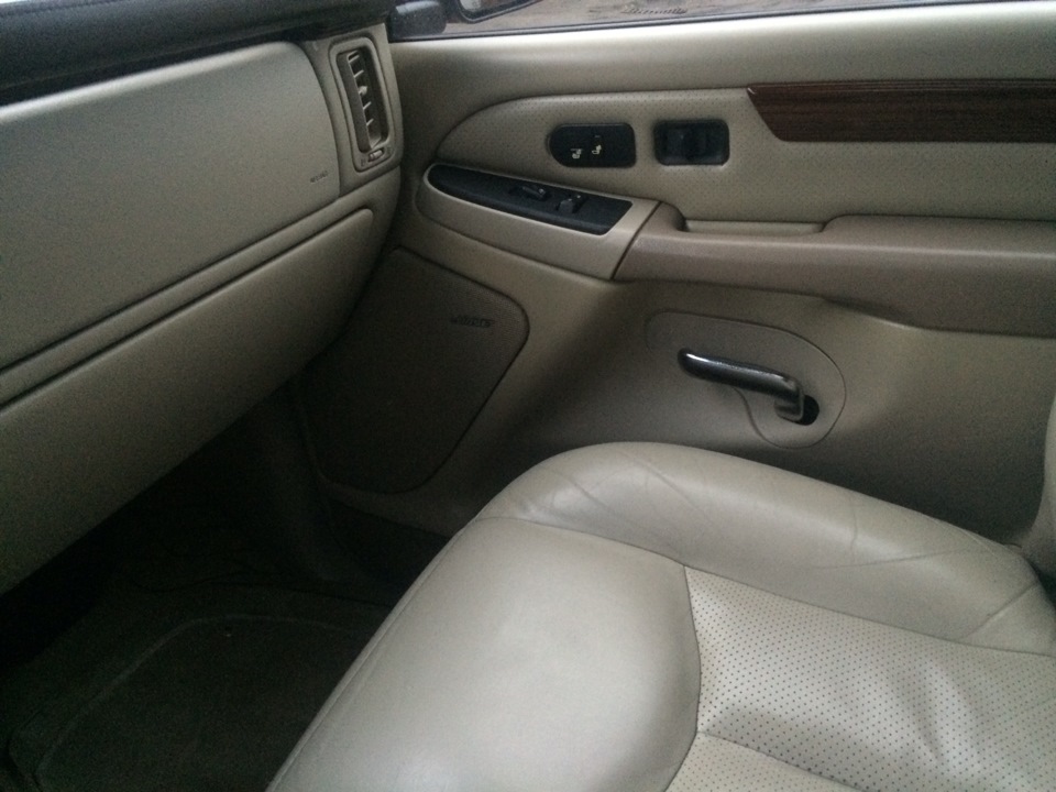 Фото в бортжурнале Cadillac Escalade (2G)