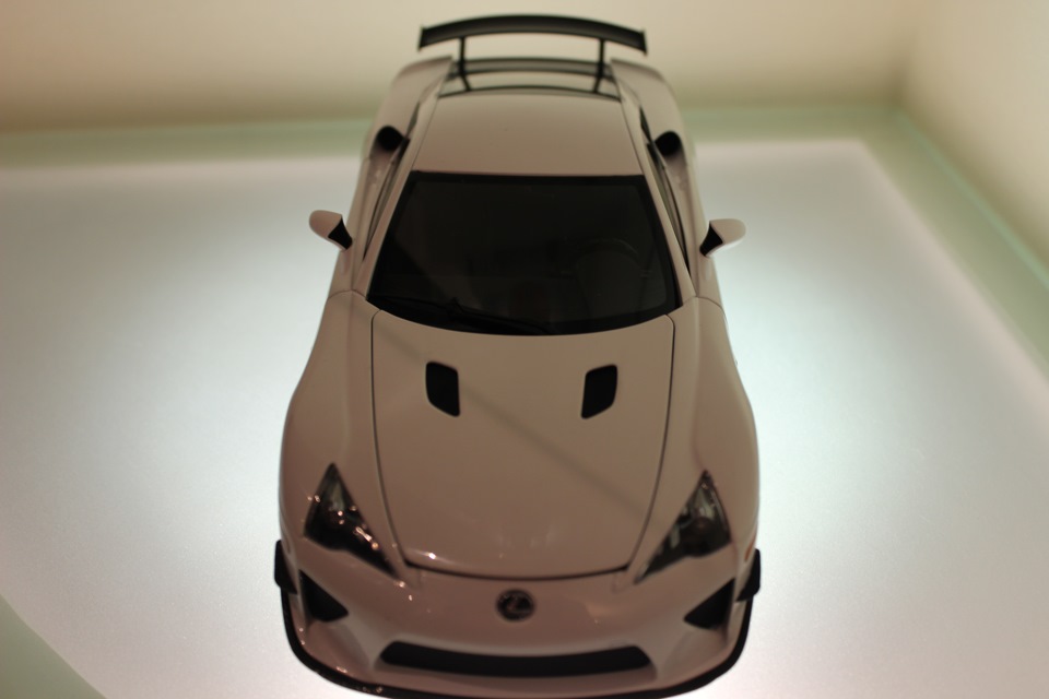 1/18 Autoart) LEXUS LFA NURBÜRGRING PACKAGE — WHITEST WHITE