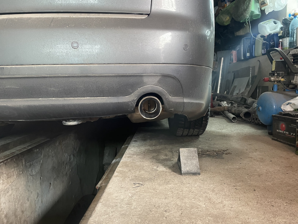 Фото в бортжурнале Audi A4 (B6)