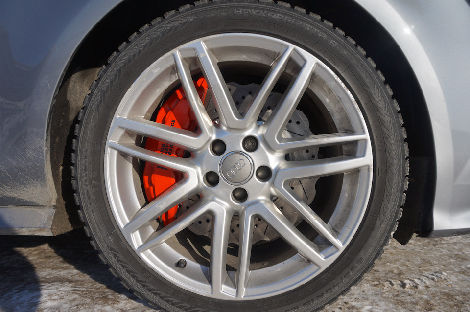 Между суппортом и диском 1см — Audi A7 Sportback (1G)