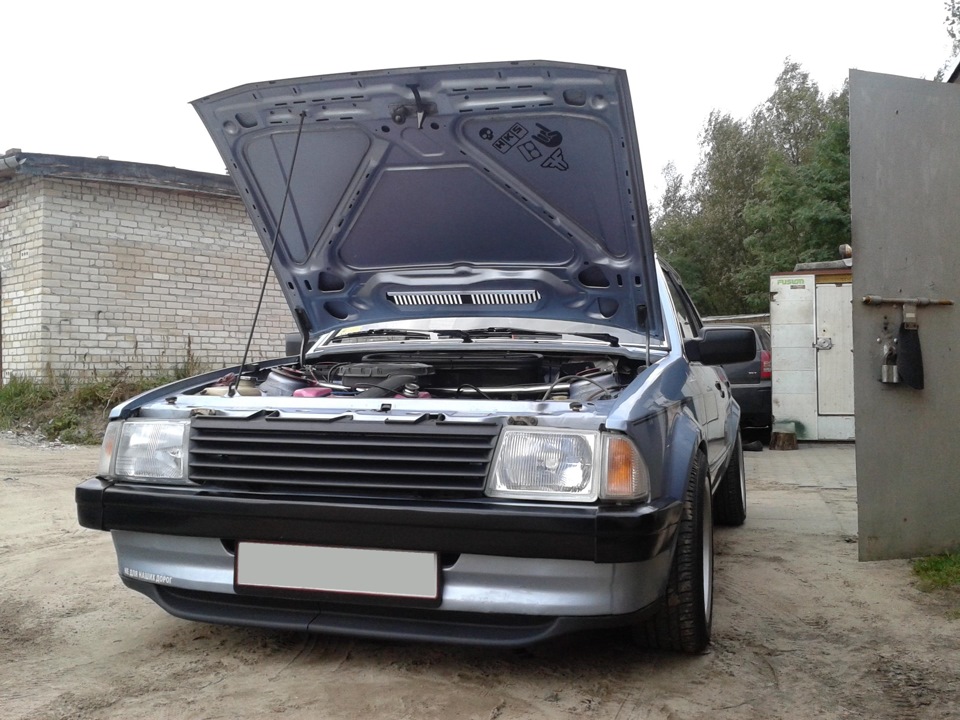 ОбсТчий вид) — Ford Escort Mk3