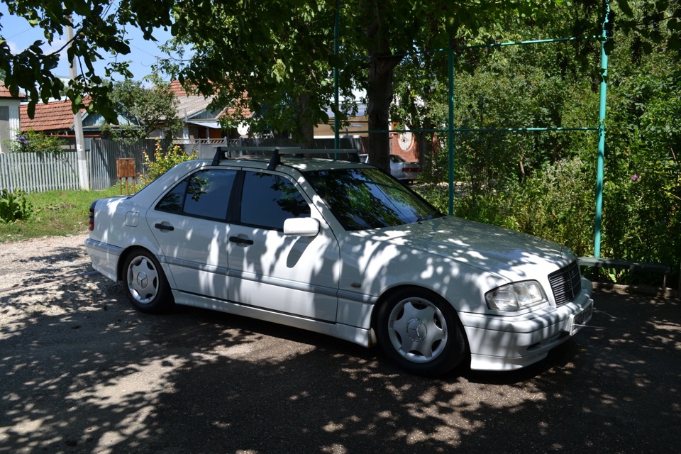 Фото в бортжурнале Mercedes-Benz C-Class (W202)