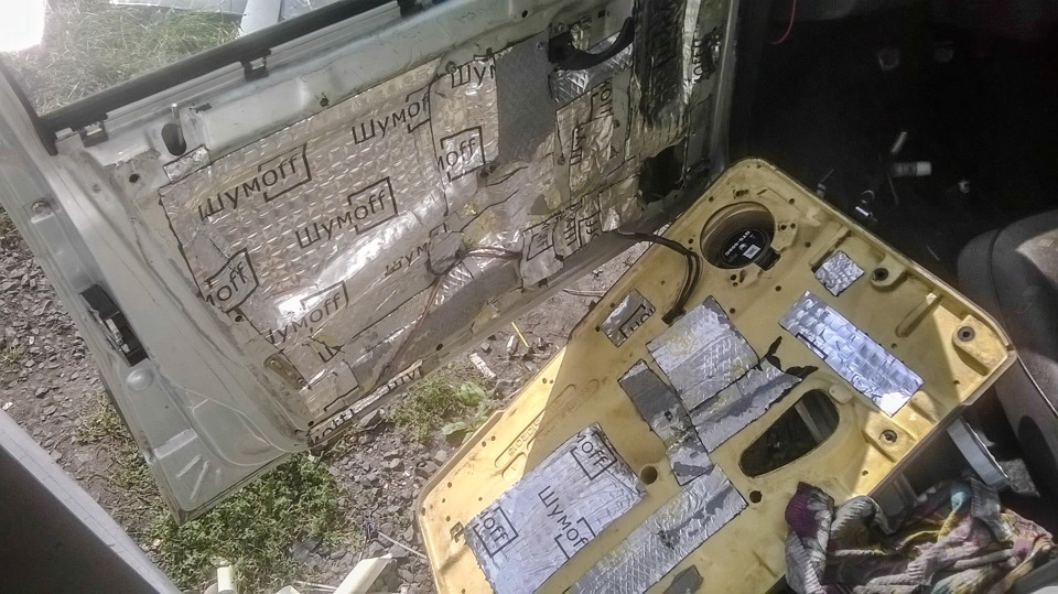 Добавили новой. + Сверху еще сплэн и антискрип — Lada 2114