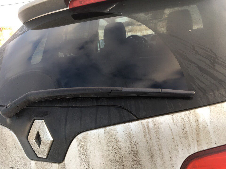 Задняя щетка — Renault Koleos (1G)