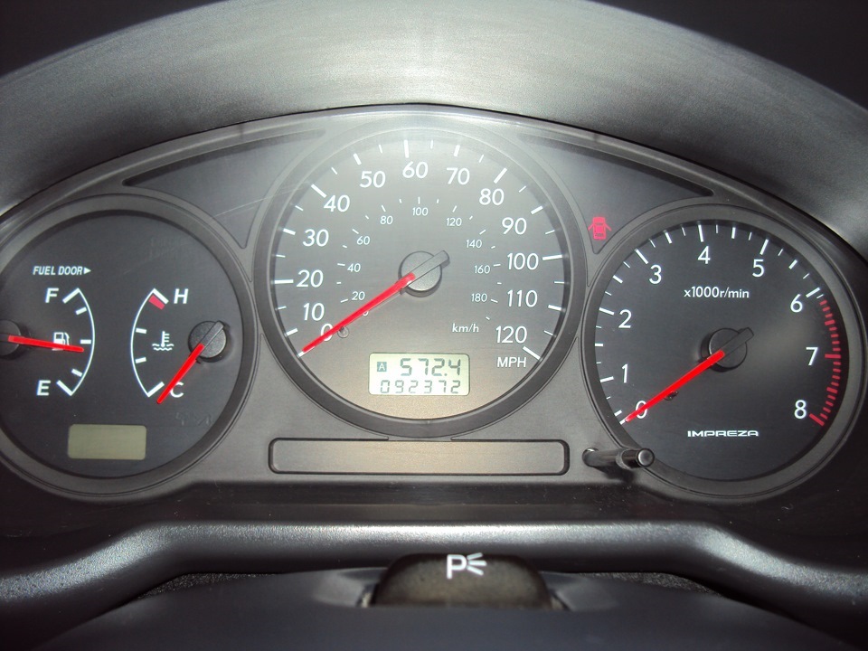 Фото в бортжурнале Subaru Impreza (GD/GG). Запчасти на фото: 1601Q0