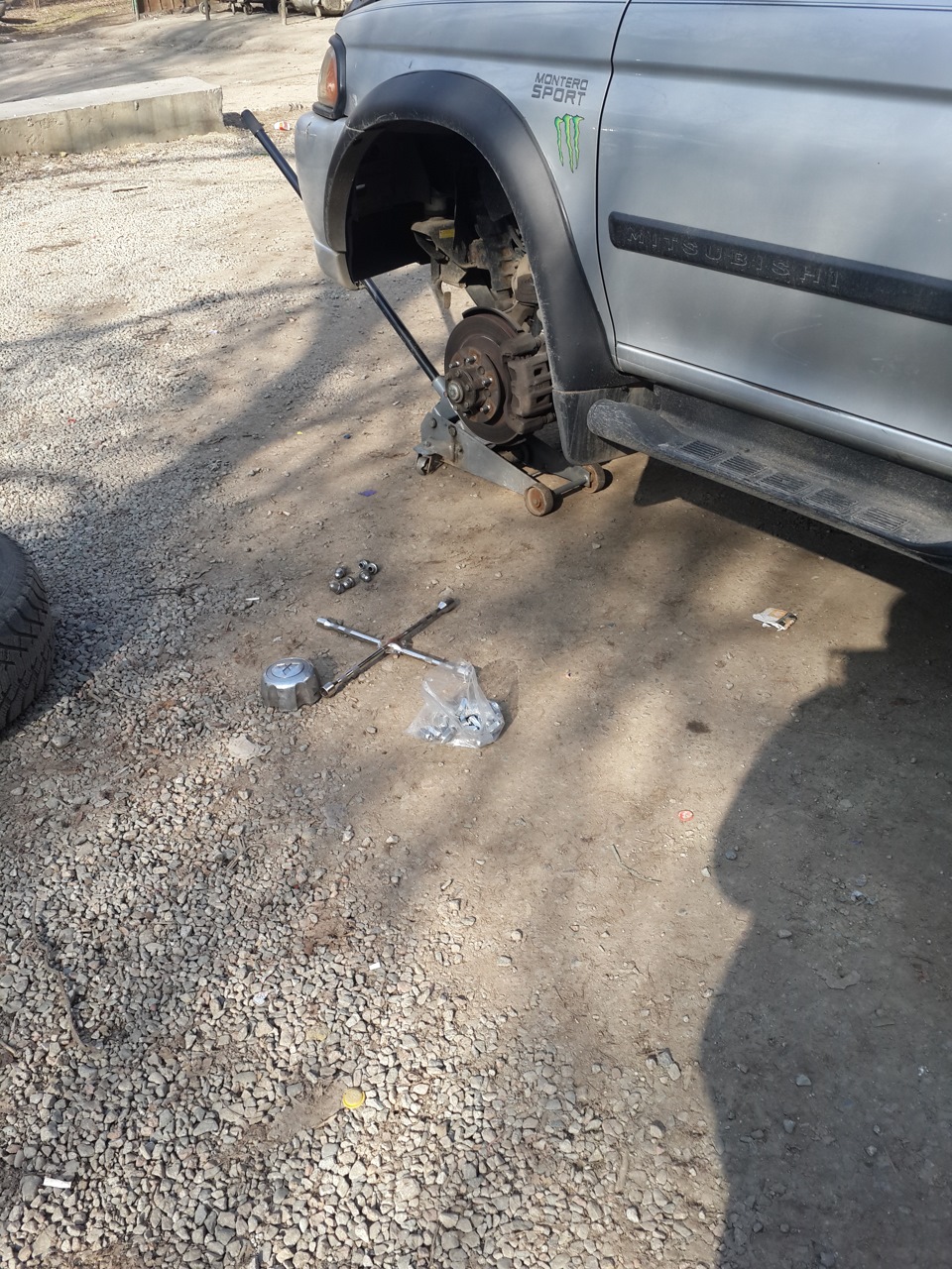 Фото в бортжурнале Mitsubishi Montero Sport (1G)
