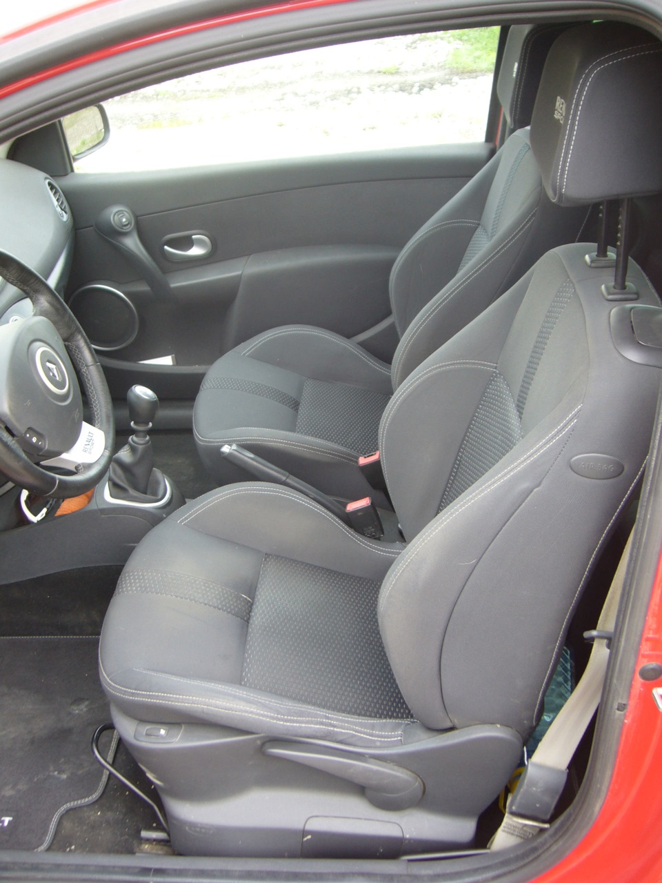 Фото в бортжурнале Renault Clio Sport III