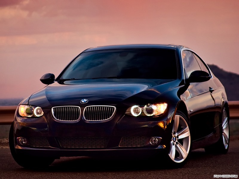 Симпатяга — BMW 7 series (E38)