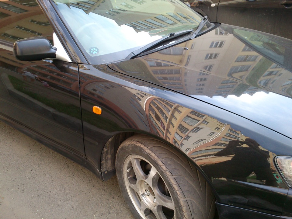 Контрактное крыло — Toyota Corolla Levin (AE110/111)