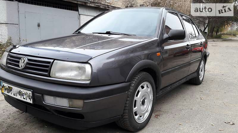 Фото в бортжурнале Volkswagen Vento