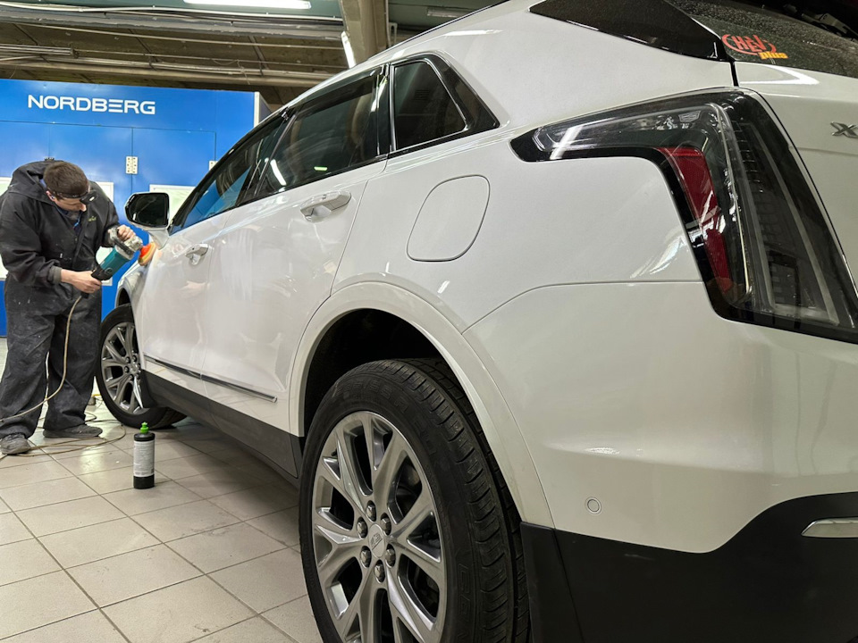 Фото в бортжурнале Cadillac XT5