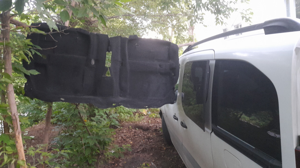 Фото в бортжурнале Citroen C4 (1G)