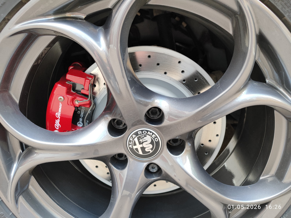 Тормозные диски Otto Zimmermann и колодки ATE Ceramic — Alfa Romeo