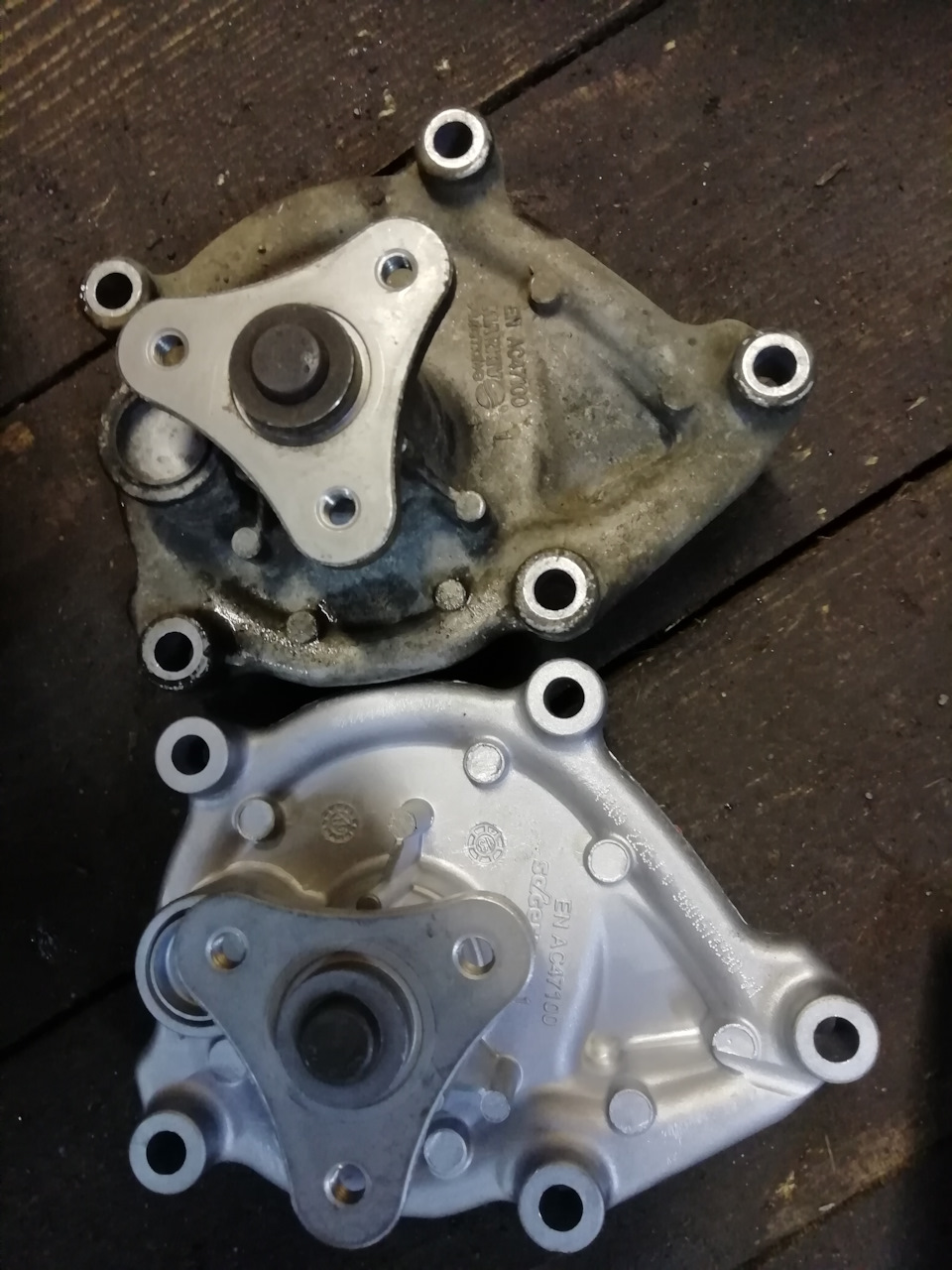 Помпы — Peugeot 3008 (1G)