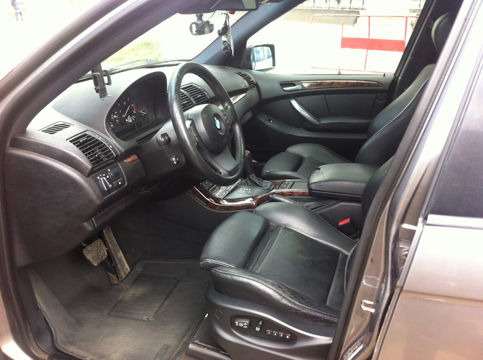 Фото в бортжурнале BMW X5 (E53)